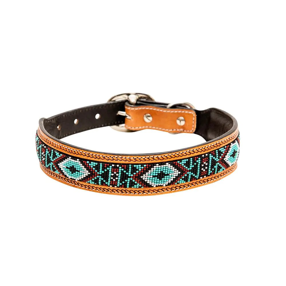 a dog collar with a beaded pattern on it